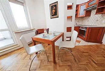 Capital Apartments Garbary Poznan 4*,